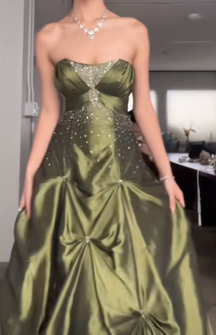 Ndyad Forest Green A-Line Long Prom Dresses With Silver Beads Sweet Strapless Satin Evening Dresses HZ1024
