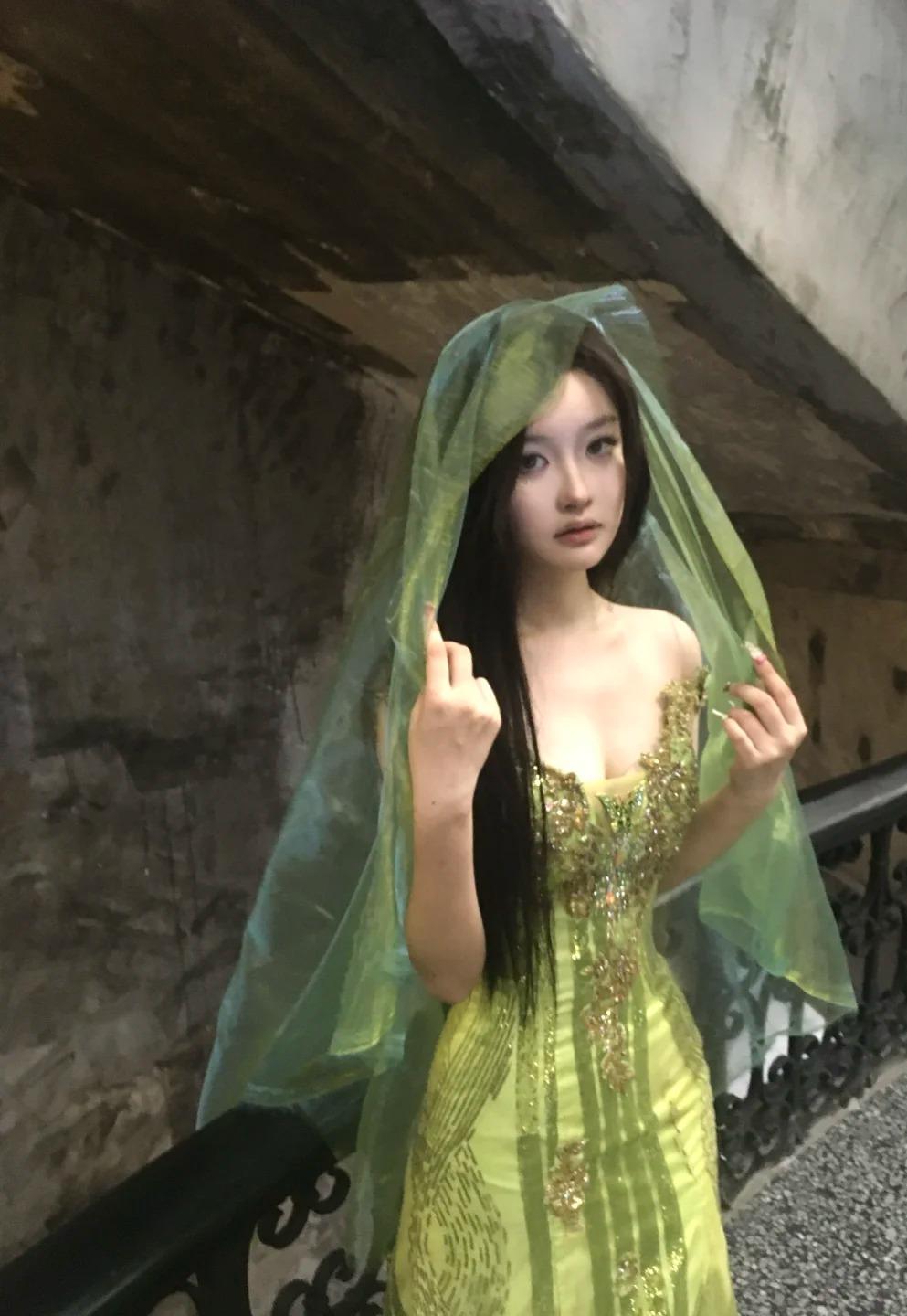 Ndyad Bud Green Mermaid Sequins Beaded Prom Dress Backless Tulle Evening Gown HZ1024
