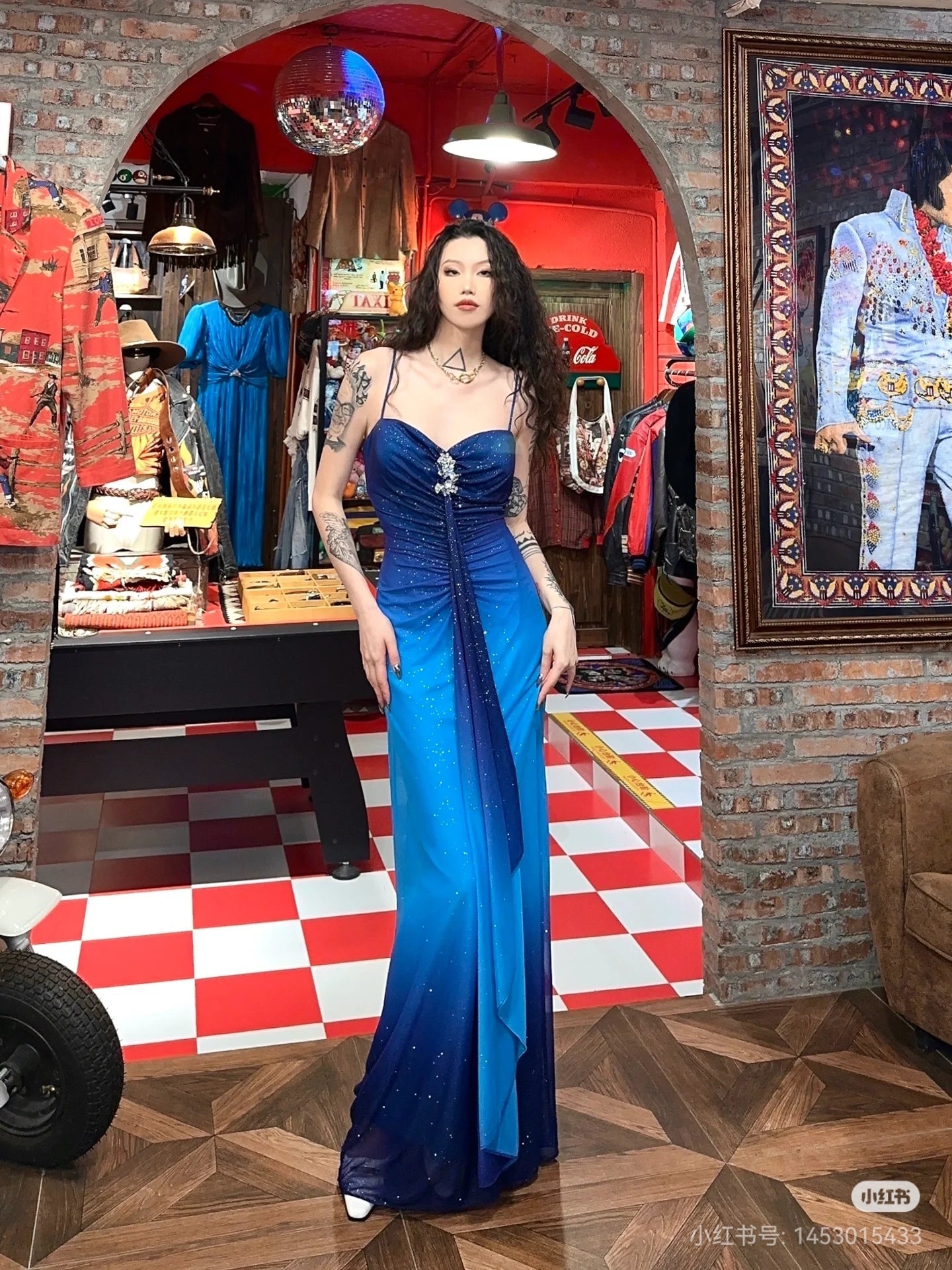 Ndyad Chiffon Gradient Blue Prom Dress for Party Elegant 2000s Spaghetti Strap Evening Gown HZ1024