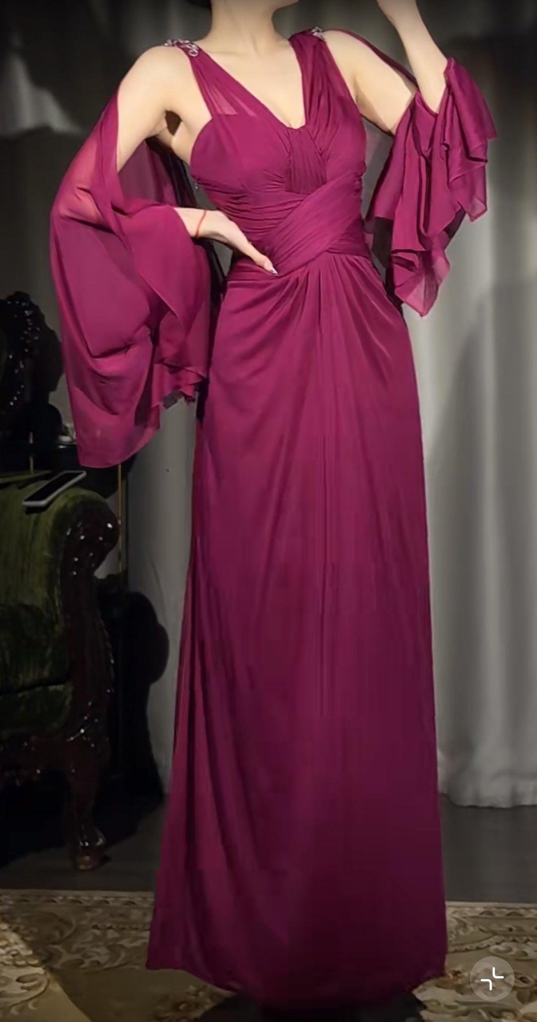 Ndyad A-Line Grape V-neck Long Prom Dress Glam Sleeveless Chiffon Evening Dress HZ1024