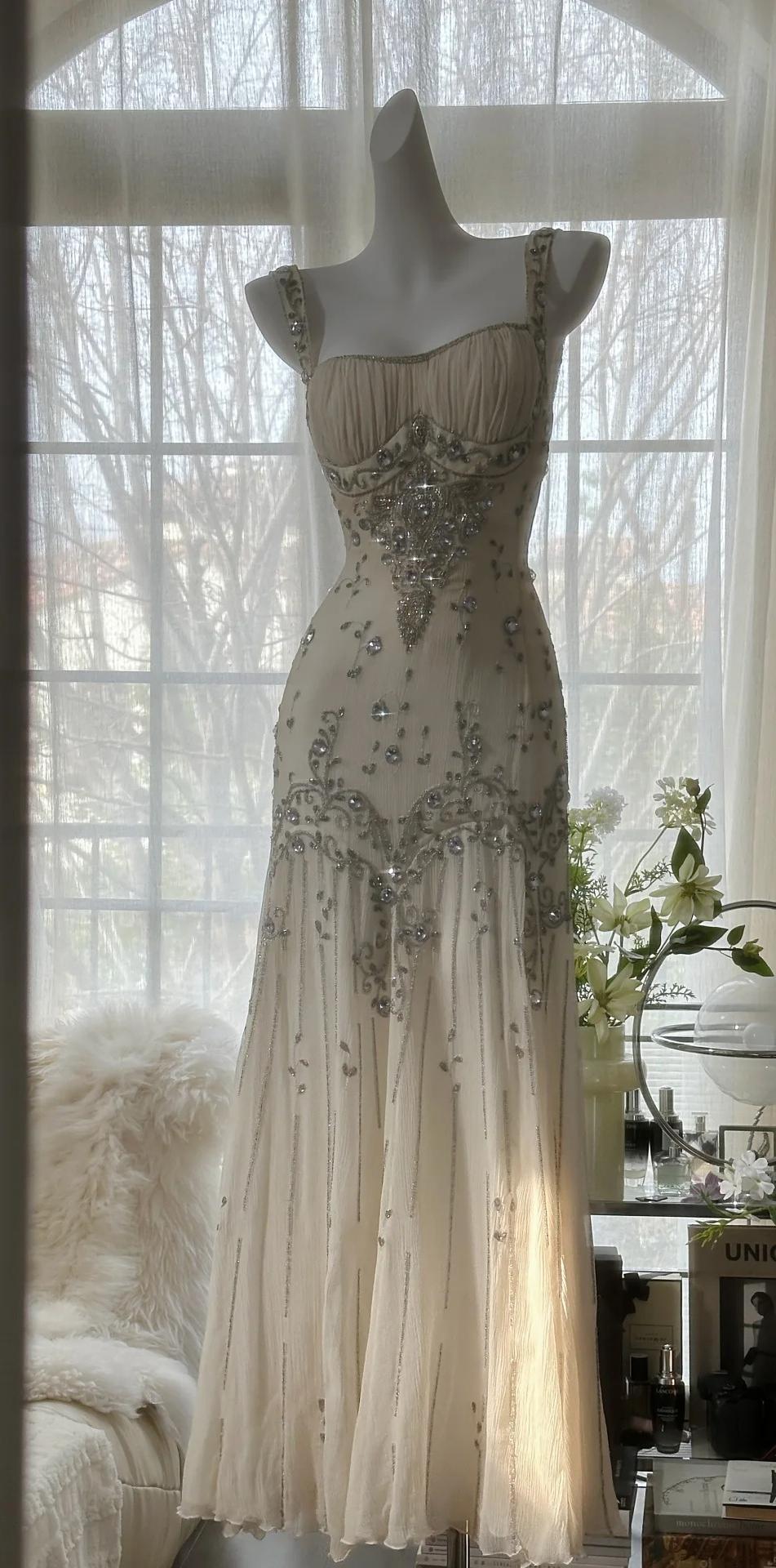 Ndyad Spaghetti Straps Apricot Beaded Chiffon Mermaid Gowns Vintage Backless Prom Dress HZ1024
