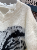 Ndyad Print Distressed V-Neck Pullover Sweater HZ1024