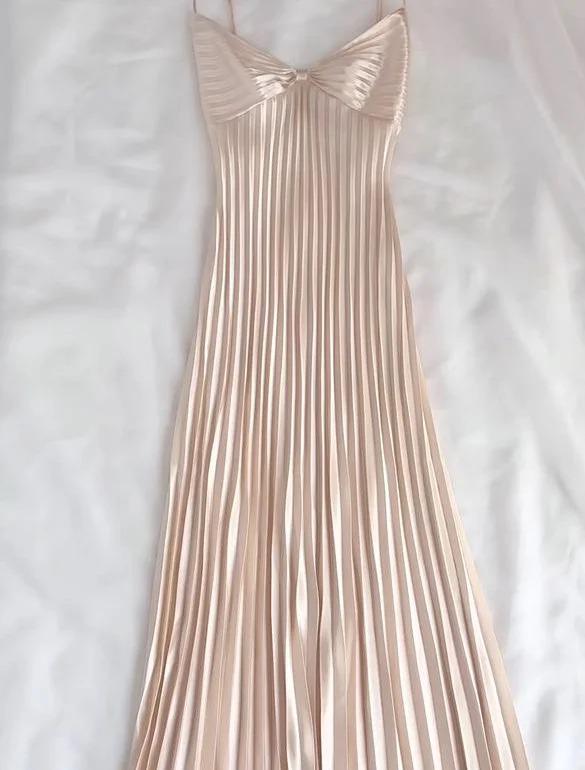 Ndyad Champagne Spaghetti Straps Guest Dresses Sheath Pleated Chiffon Fashion Prom Dress with Backless HZ1024