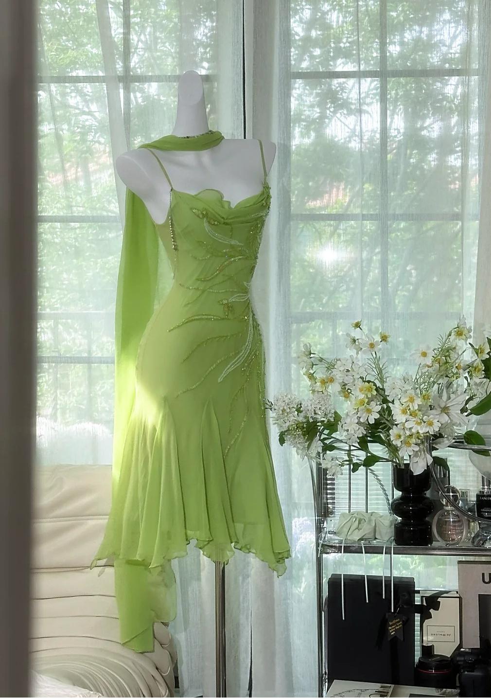 Ndyad Bud Green Sheath Short Prom Dresses Chiffon Beaded Backless Party Dress HZ1024
