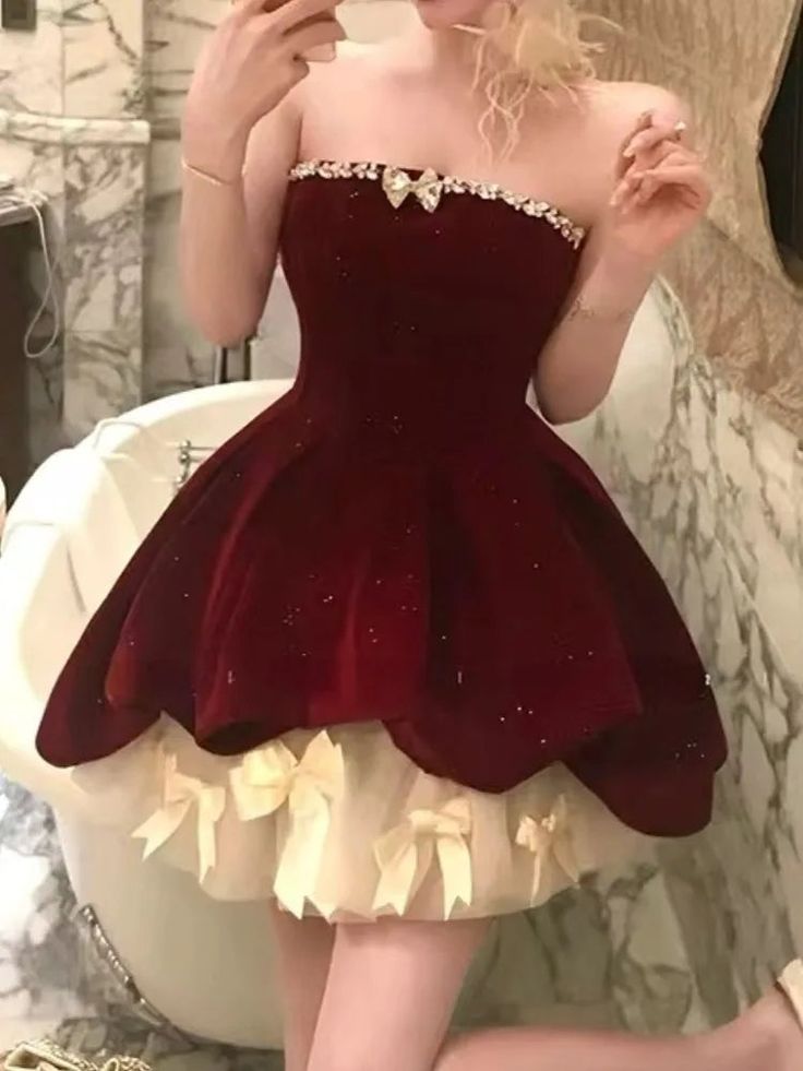 Ndyad Red Velvet A-Line Strapless Homecoming Dress Tulle Two-Piece Short Prom Dresses with Bow HZ1024