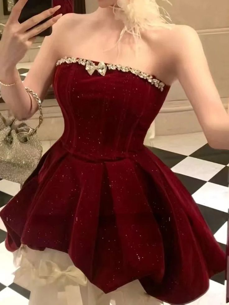 Ndyad Red Velvet A-Line Strapless Homecoming Dress Tulle Two-Piece Short Prom Dresses with Bow HZ1024