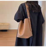 Ndyad capacity commuter shoulder bag HZ1024