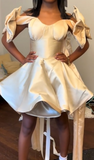 Ndyad A-Line Birthday Dresses Satin Sweetheart Neck Short Prom Dresses Off-White Homecoming Dresses HZ1024