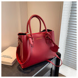 Ndyad chain messenger bag shoulder square bag HZ1024