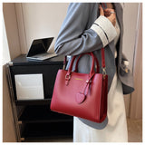 Ndyad chain messenger bag shoulder square bag HZ1024