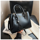 Ndyad chain messenger bag shoulder square bag HZ1024